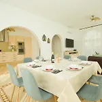 Casa Alba - By Az Villa *