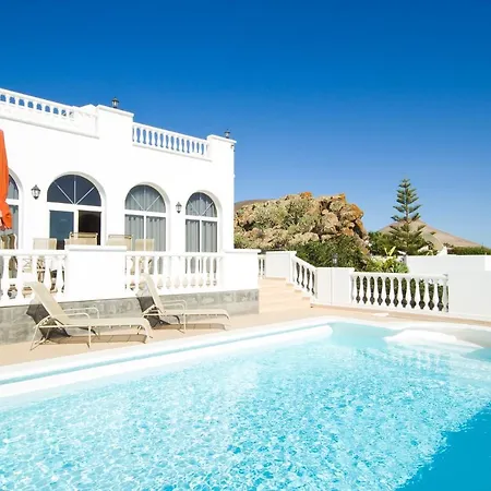 Casa Alba - By Az Villa