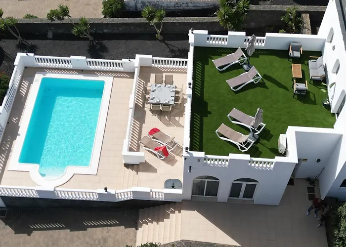 Casa Alba - By Az * Tías